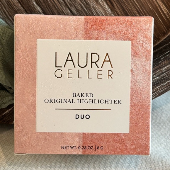 Laura Geller Baked Highlighter Duo • French Poodle & French Almond• Radiant Glow - Picture 1 of 3